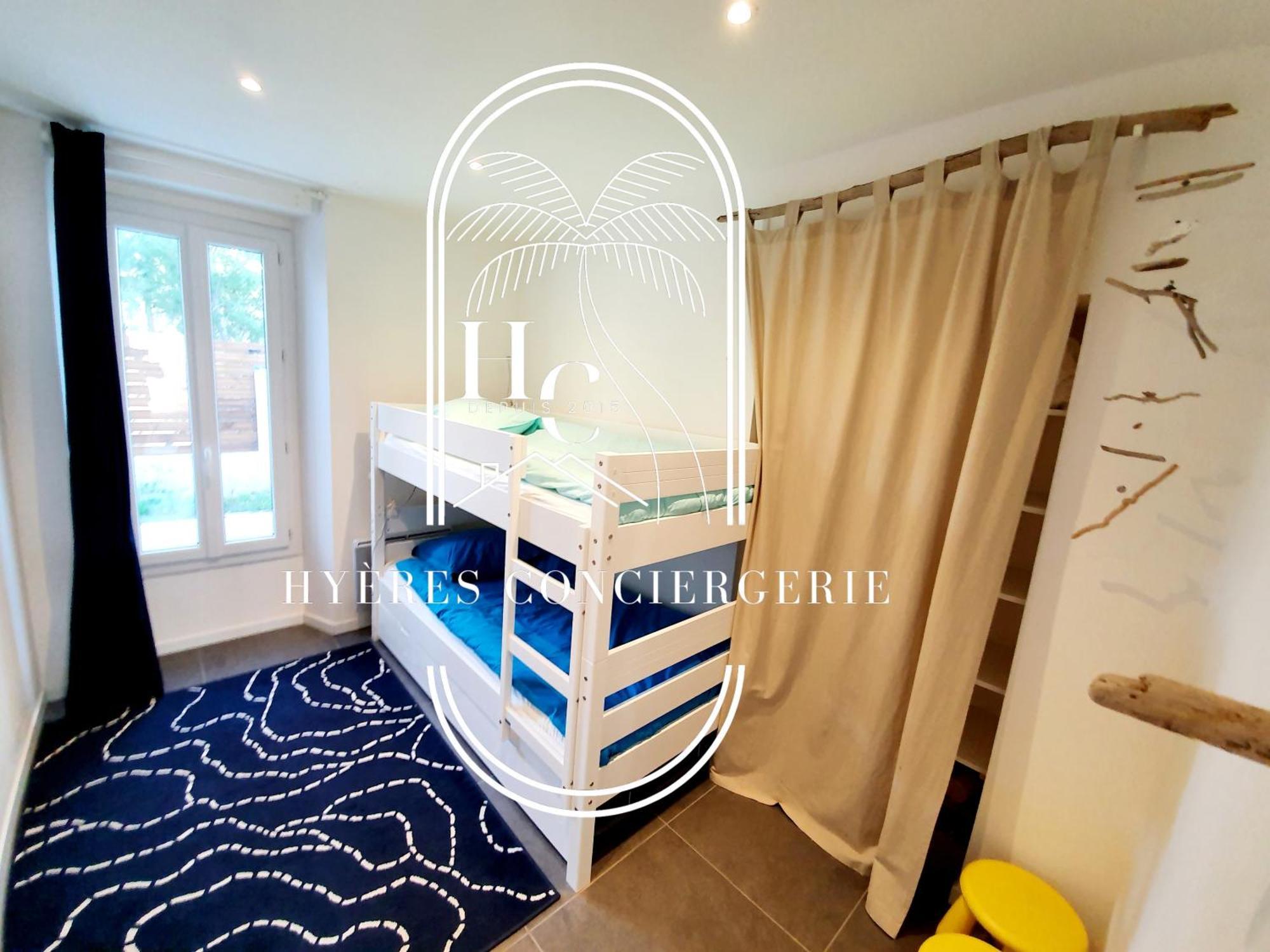 Petit Moulin-T3 Giens-Clim-Parking Apartment Hyeres Ngoại thất bức ảnh